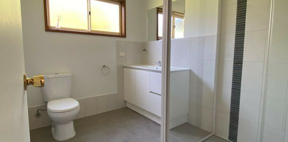 2 BEDROOM HOUSE IN WALLAGA LAKE - Photo 2