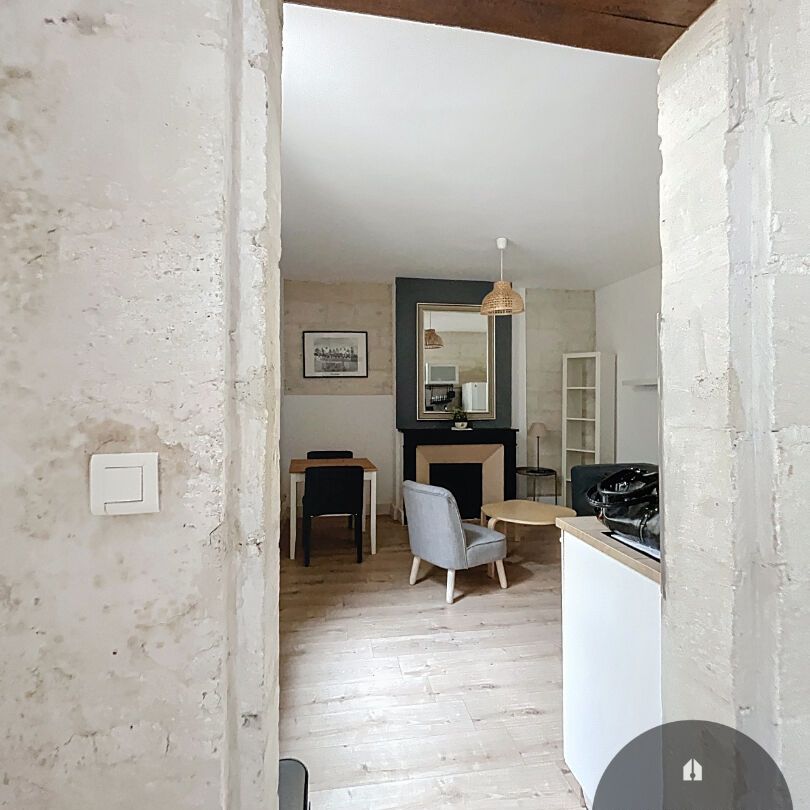 A LOUER AVIGNON (84000) INTRA-MUROS : charmant T1 BIS meublé - au coeur du centre ville !, - Photo 1