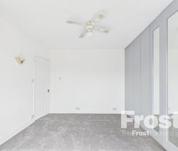 Park Road, Hounslow,TW3 - Photo 2