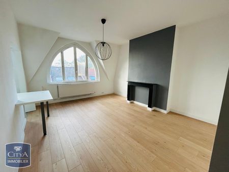 Location Appartement 2 pièces 50m² LILLE 59000 - Photo 2