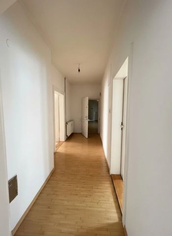 Großzügige 3-Zimmer-Wohnung im Bezirk Lend – sofort bezugsbereit! - Foto 5