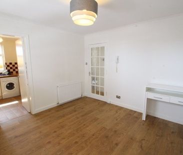 Eastwood Avenue, Shawlands, G41 3RT - Photo 4