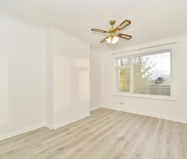 2 bedroom bungalow to rent - Photo 2