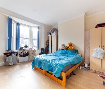 2 bed flat to rent in Mowbray Street, Newcastle Upon Tyne, NE6 - Photo 2