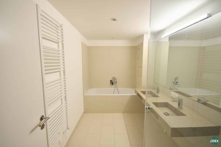 Ruhelage: Schöne 2-Zimmer-Wohnung mit Loggia in Augartennähe - Photo 4