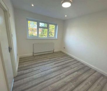 Whitefoot Lane, Bromley, BR1 - Photo 6