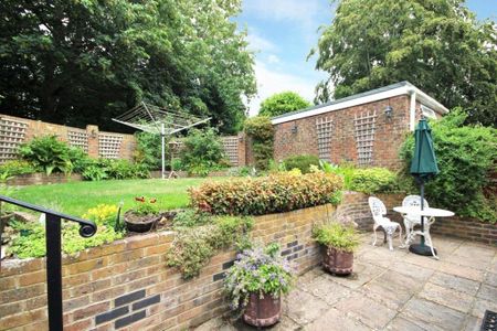 5 bedroom detached house to rent - Photo 5