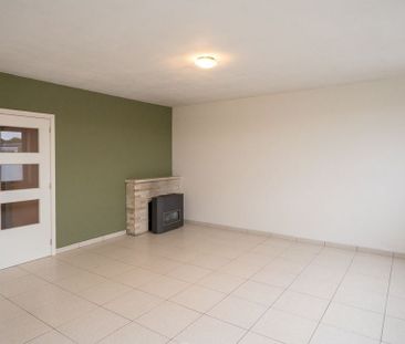 Appartement te huur in Sint-Kruis voor € 700 met 2 slaapkamers - Photo 1