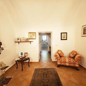Trilocale in affitto - Photo 2