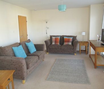 2 bedroom apartment to rent - Photo 3