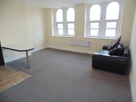 1 bedroom flat to rent - Photo 2