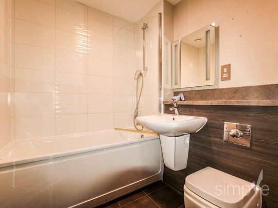 2 bedroom flat to rent - Photo 1