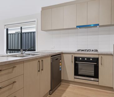 4 Bedroom home in Davoren Park - Photo 4