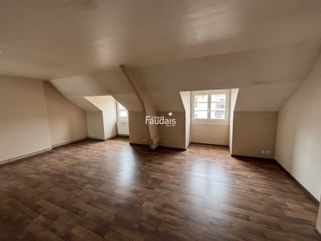 Location Appartement 6 pièces 192m² ST LO 50000 - Photo 3