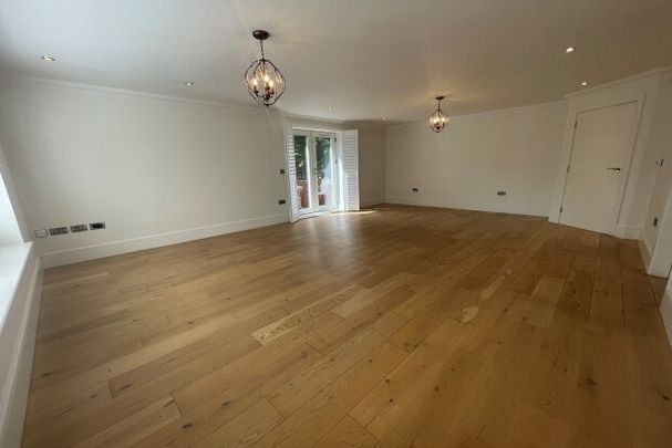 Hawthorn House, L18 - Photo 1