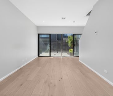 Lifestyle Meets Convenience - Photo 1