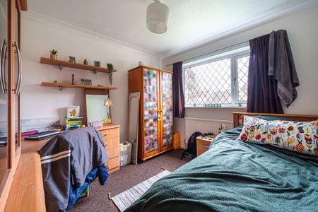 5 bedroom detached house to rent - Photo 3