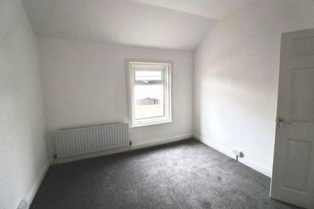 3 bed terraced house to rent in SR8 - Photo 4