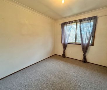 3 Bedroom Home - Rent includes water usage - Photo 6