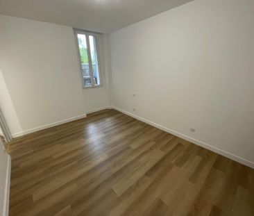 LOCATION APPARTEMENT T2 QUARTIER ARSENAL - Photo 2