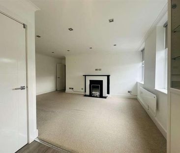 Princes Road, Ferndown, BH22 - Photo 3