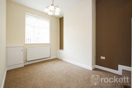 2 bed Semi Detached House to rent in West View, Wolstanton, ST5 - Photo 3