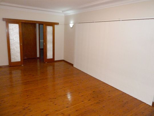 1 Byron Avenue, Ryde NSW 2112 - House For Rent | Domain - Photo 1