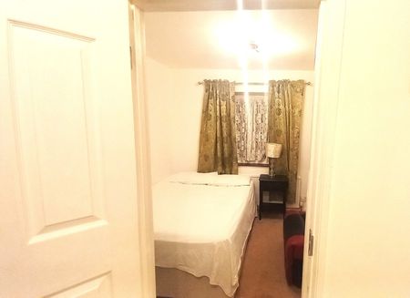 Room in a Shared House, Clevedon Road, LU2 - Photo 4