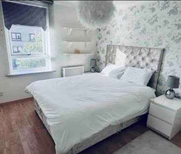 3 Bed Flat, Milnpark Gardens, G41 - Photo 2