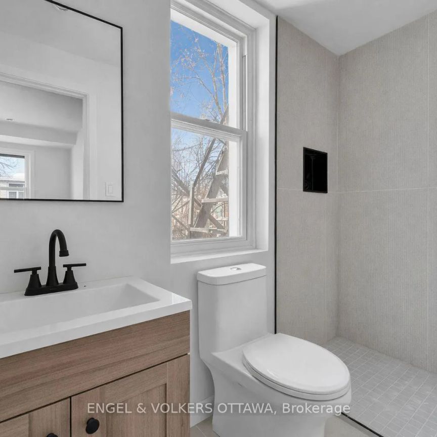 5 - 77 FLORENCE STREET - Photo 1