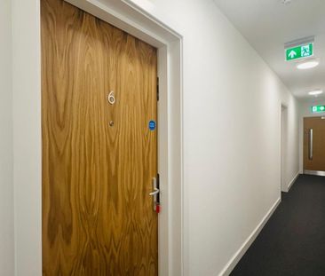 1 bedroom Flat To Let - Photo 6