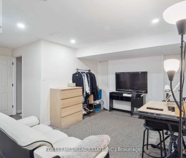 53 NOBLE DRIVE - Photo 1