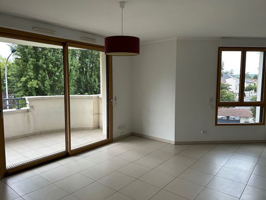 Location appartement 3 pièces, 65.82m², Bry-sur-Marne - Photo 1