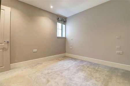 Filmer Grove, Godalming, Surrey, GU7 - Photo 4