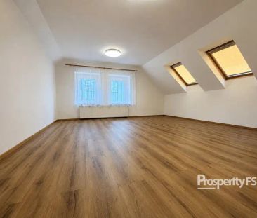 Pronájem světlého bytu 1+kk v rodinném domě, 35 m - Photo 2