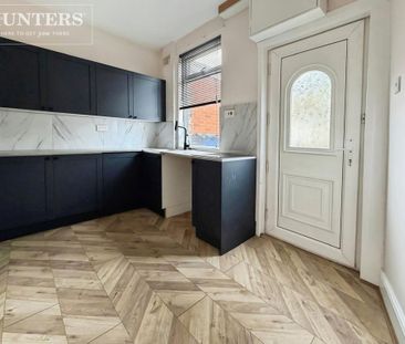 2 bedroom end of terrace house to rent - Photo 4