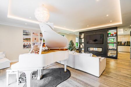 3 bedroom apartment to rent - Photo 2