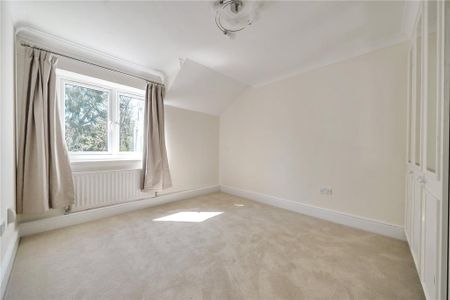 5 bedroom end of terrace house to rent - Photo 5