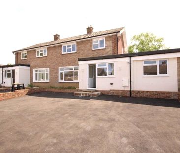 Blackwell Avenue, Guildford, Surrey, GU2 8LU - Photo 5