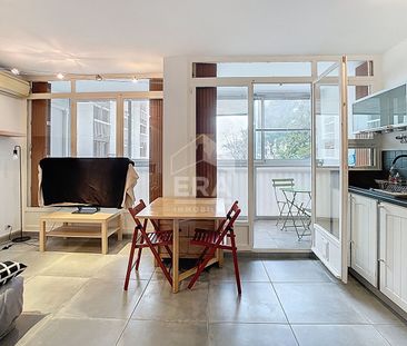 Type 1 bis meublé dans résidence sécurisée avec cave - Photo 1