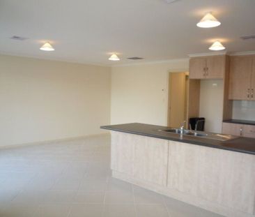 28A Sixth Avenue, Ascot Park - Photo 2