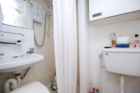 Studio to rent - Photo 5