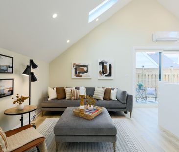 For Lease - 6 Luttrell Avenue Unit# 2nd Floor, Toronto, Ontario - Photo 5