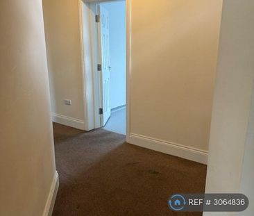 2 bedroom end of terrace house to rent - Photo 6