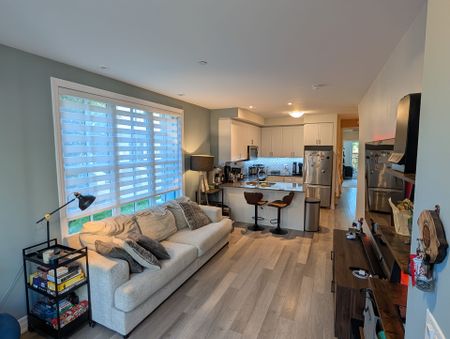 For Lease - 665 Cricklewood Drive Unit# 702, Mississauga, Ontario - Photo 4