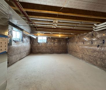 For Lease - 68 Sanderson Drive, Kawartha Lakes, Ontario - Photo 1