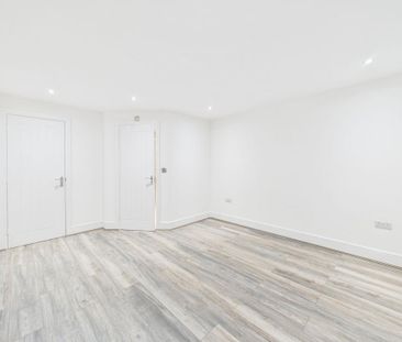 5 bedroom detached house to rent - Photo 5