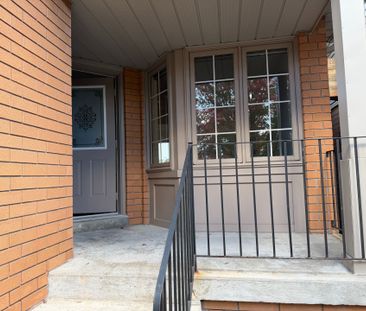For Lease - 76 Greengrove Way, Whitby, Ontario - Photo 3