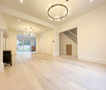 4 bedroom semi-detached house to rent - Photo 4