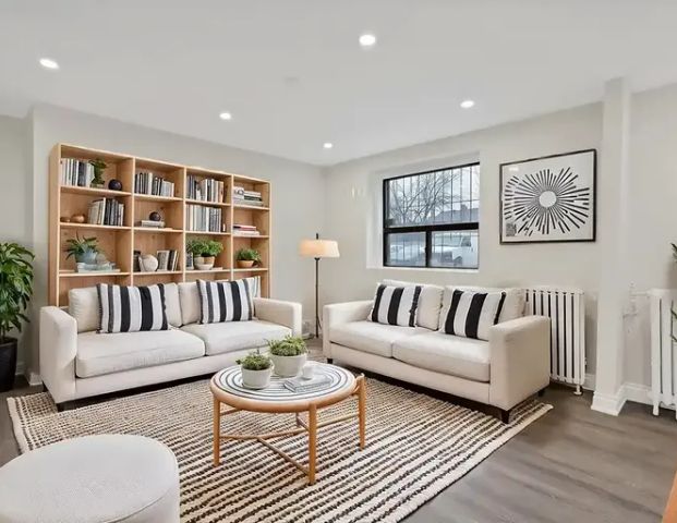 383 Sherbourne | 383 Sherbourne Street, Toronto - Photo 1